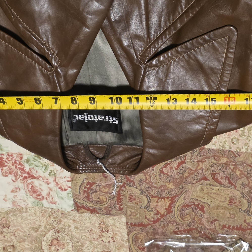 Men's Tan Leather Double-Breasted Trench Coat - Picture 7 of 10